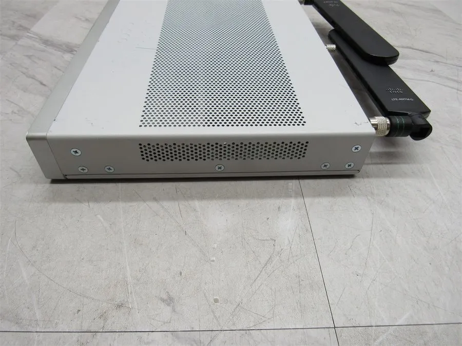 Маршрутизатор Cisco C1111-8P ISR 1100 8-Port GE PoE+ Dual WAN Router