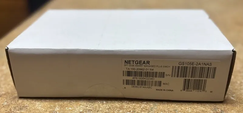Коммутатор NETGEAR GS105E 5-Port Gigabit Smart Managed Plus Ethernet Switch