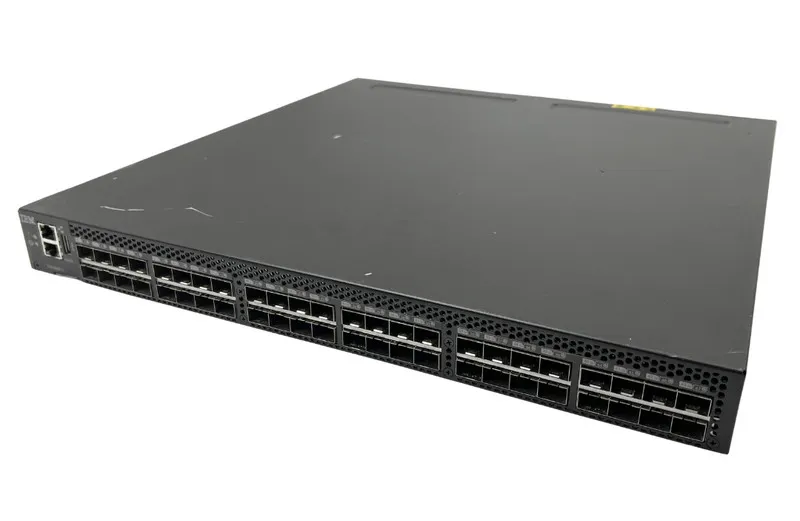 Коммутатор IBM SAN48B-5 2498-F48 6510 48x 16Gb FC Port Switch 48-Port Active + L — фото лота 1