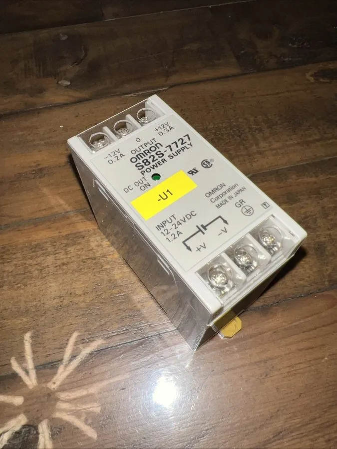 Блок питания OMRON S82S-7727 DIN RAIL POWER SUPPLY — фото лота 1