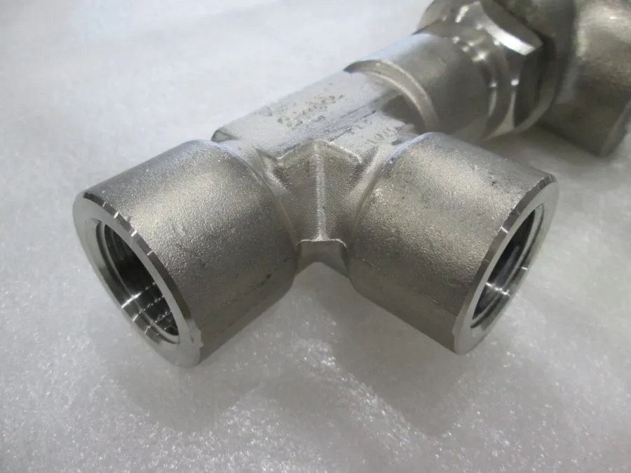Клапан Hydro-Seal, 3CXV-30CF/CO, Safety Relief Valve w/ Swagelok CF8M Fitting — фото лота 2