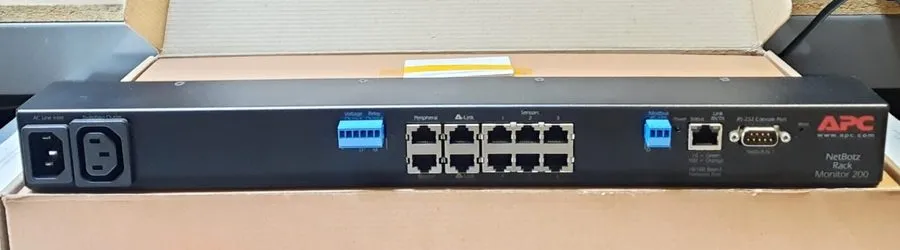 Стойка/шкаф APC NBRK0200 NetBotz Rack Monitor 200 Environmental Server Data Cent