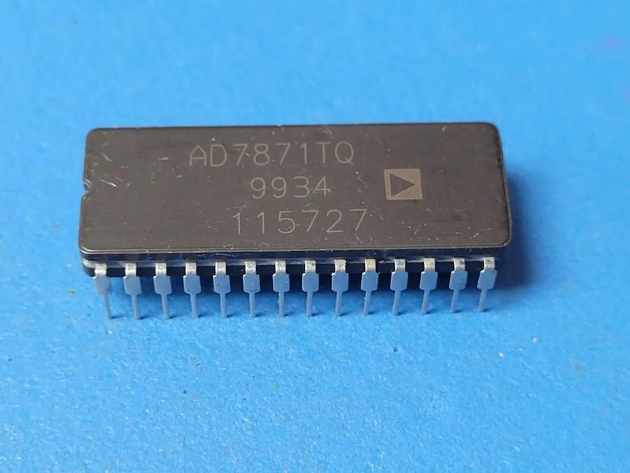 Кабель (1 PC) AD7871TQ ANALOG DEVICES IC ADC 14BIT 28-CDIP