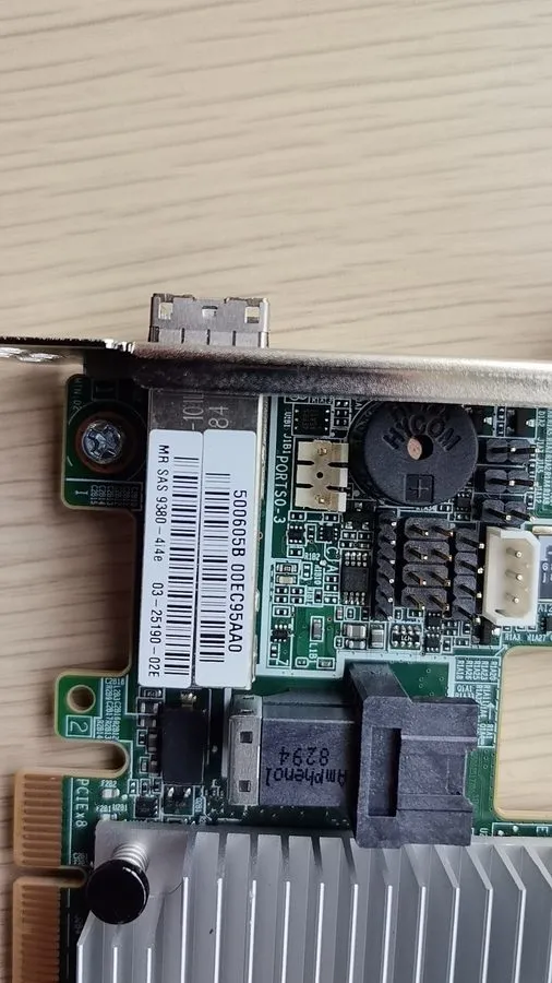 Контроллер LSI MegaRAID SAS 9380-4i4e 12Gb/s PCIe 3.0 8-Port RAID Controller Car — фото лота 2
