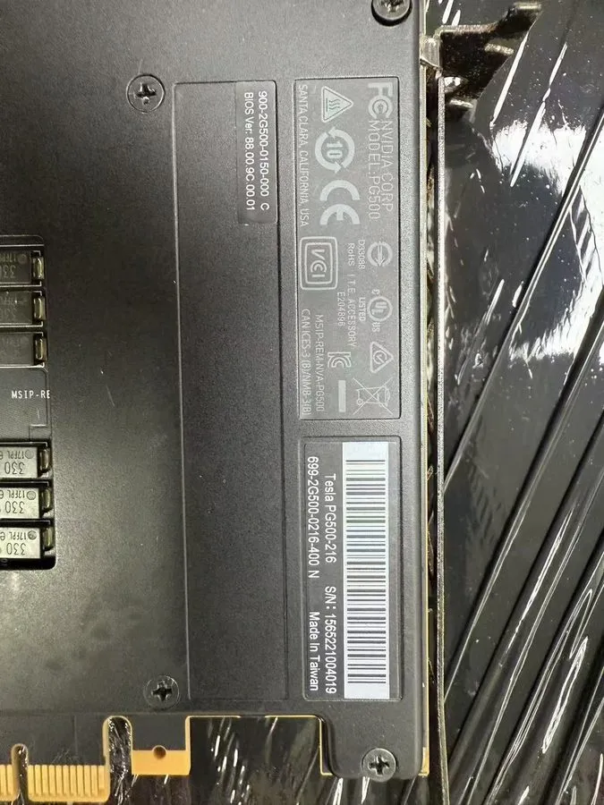 GPU-ускоритель PG500-216 NVIDIA/Dell Tesla V100 PCIe 32GB PCIe VRAM Accelerator 