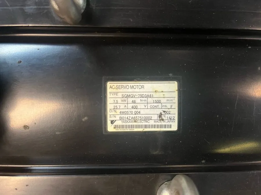 Серводвигатель Yaskawa SGMGV-30A3A61 AC Servo Motor ENC: UTTAH-B20FL