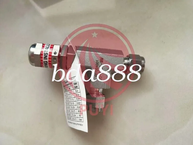 Клапан Swagelok SS-8R3A-MM Unloading valve/b