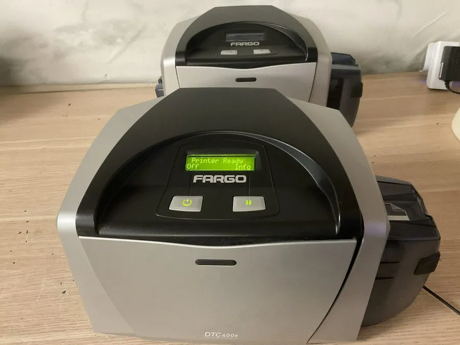 Блок питания Fargo DTC400e Color ID Card Printer No Power Supply