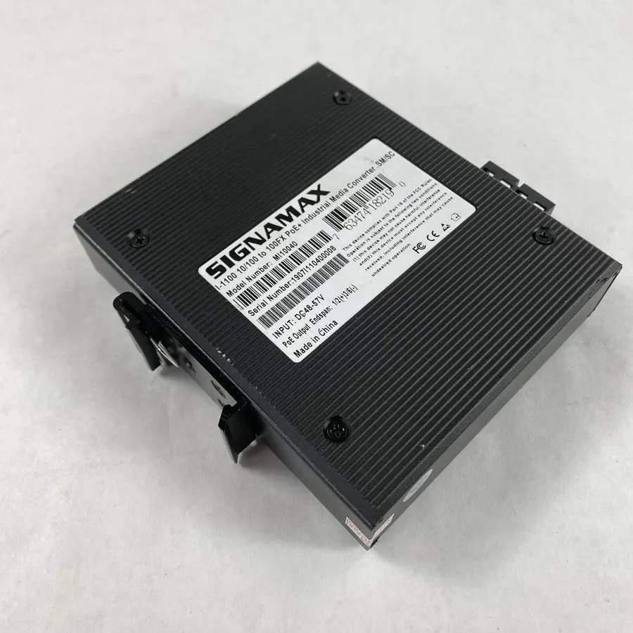 Медиаконвертер Signamax I-1100 10/100 to 100FX PoE+ Industrial Media Converter S