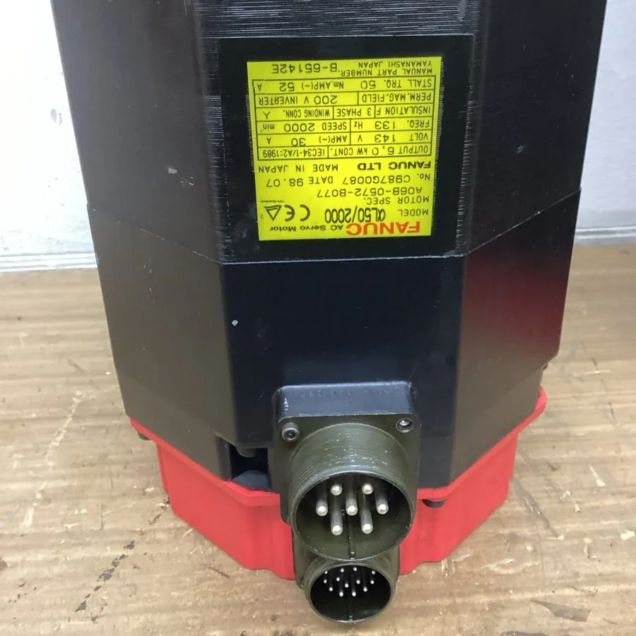 Серводвигатель FANUC AC Servo Motor A06B-0572-BO77 — фото лота 1