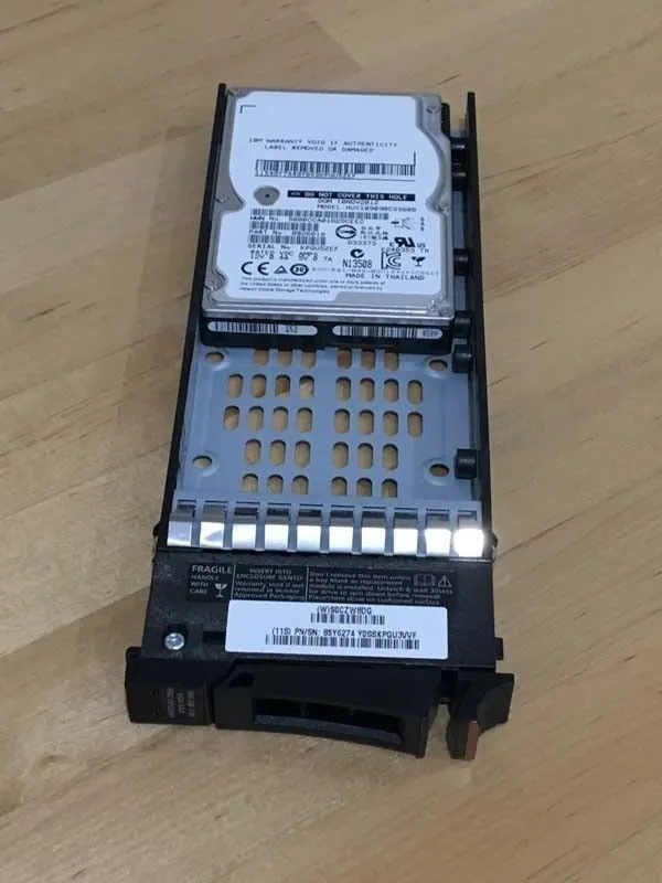 Жёсткий диск IBM 00L4568 900GB 10K RPM 6Gbps Hot Swap SAS SFF HDD Internal Hard 