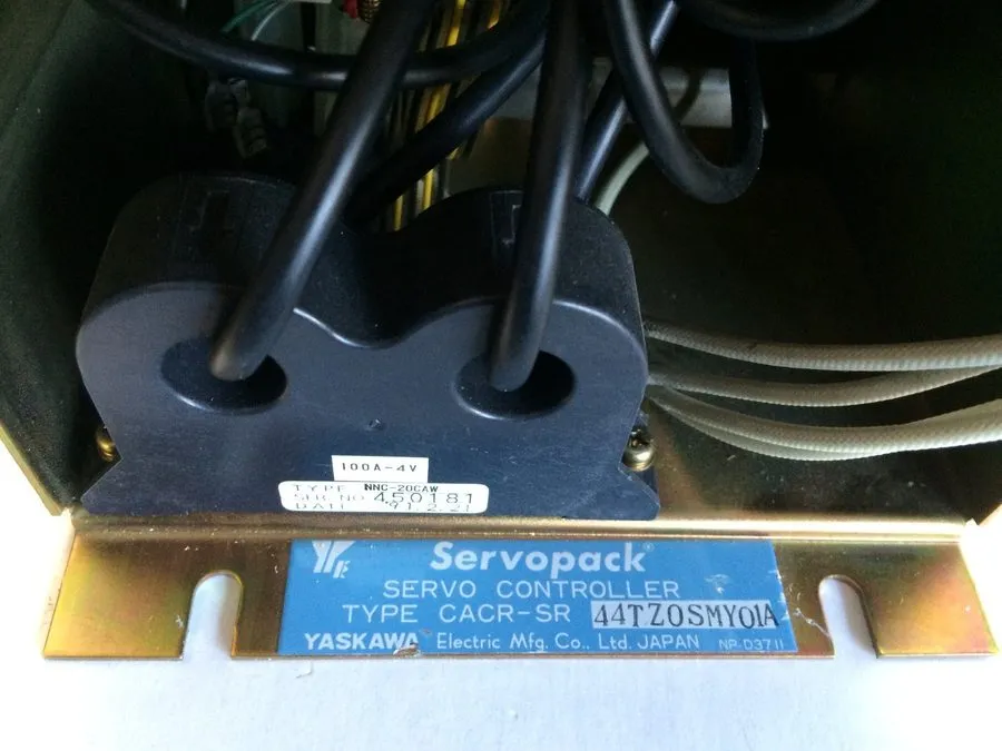 Сервопривод YASKAWA CACR-SR 44TZ0SMY01A,CACR-SR-44 TZ9SMY01A,JASP SERVOPACK,44TZ