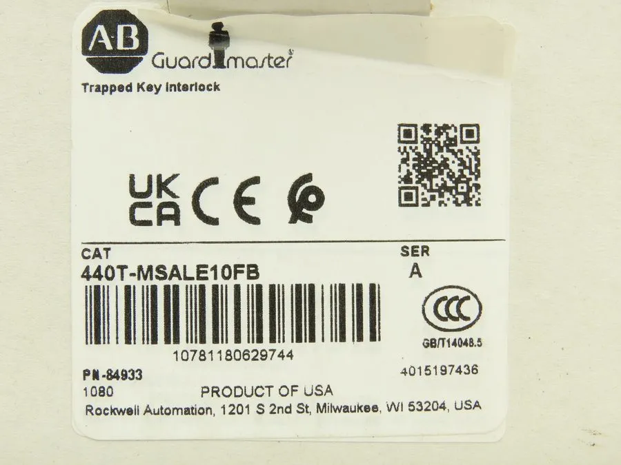 Реле безопасности Allen Bradley 440T-MSALE10FB Guardmaster Trapped Key Interlock