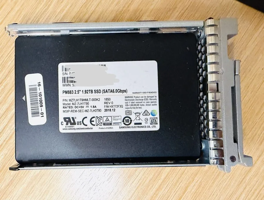 SSD-накопитель 2x Samsung PM883 1.92TB 2.5” SATA SSD Enterprise Datacenter MZ7LH