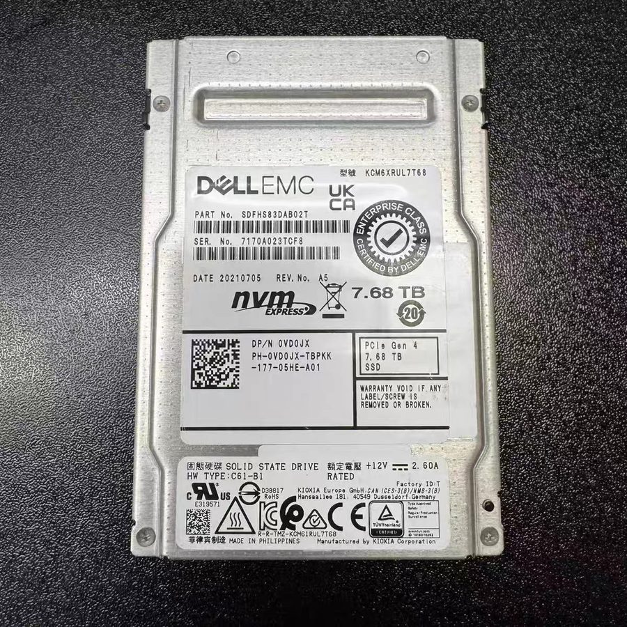 SSD-накопитель KIOXIA KCM6XRUL7T68 Enterprise NVMe SSD 7.68TB PCIe U.3 — фото лота 1