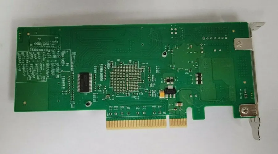 Кабель Supermicro AOC-SLG3-4E2P PCIe Add-On Card 6.4GB/s Quad-Port Gen-3 NVMe HB