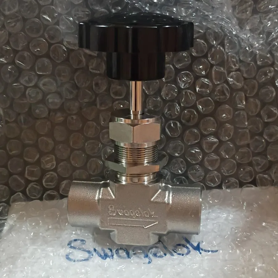 Клапан Swagelok SS-18RF8-BKP Stainless Steel Needle Valve S05582337B Model — фото лота 1