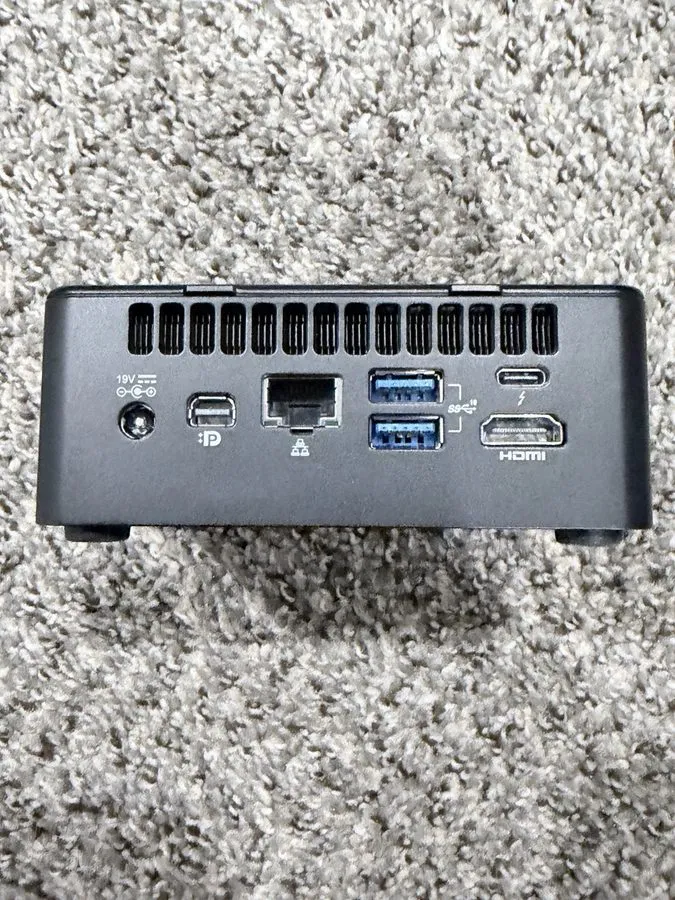 SSD-накопитель Intel NUC11PAHi5 2TB SSD (no OS), 16GB RAM — фото лота 1