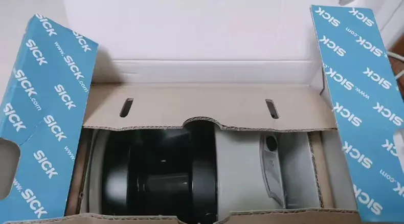 Датчик уровня SICK LMS511-10100 Radar Level Transmitter