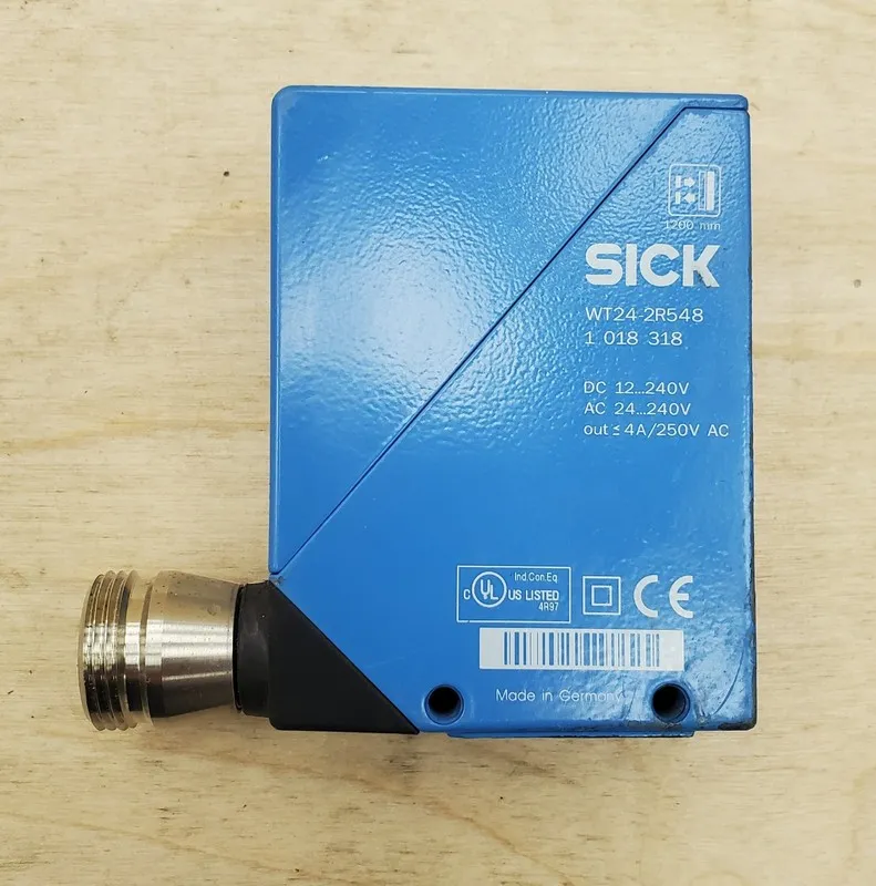 Датчик приближения SICK WT24-2R548 Proximity Sensor Photoelectric 1 018 318