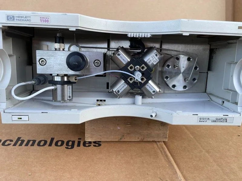 Хроматограф Agilent 1100 HPLC G1311A Quat Pump Fair Condition
