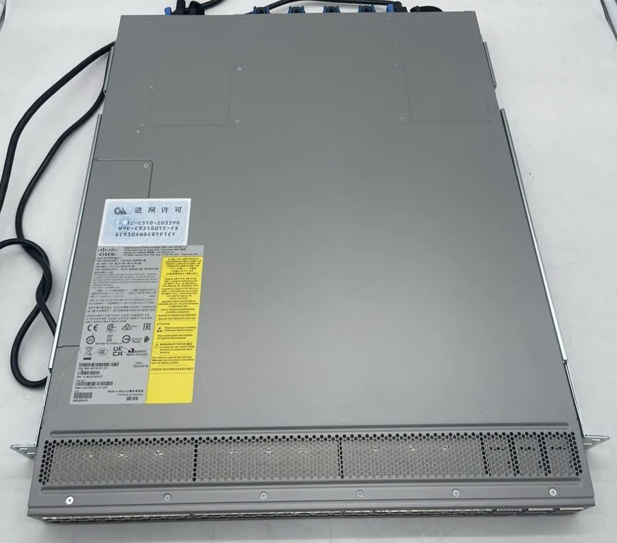 Коммутатор Cisco Nexus 9300 N9K-C93180YC-FX V07