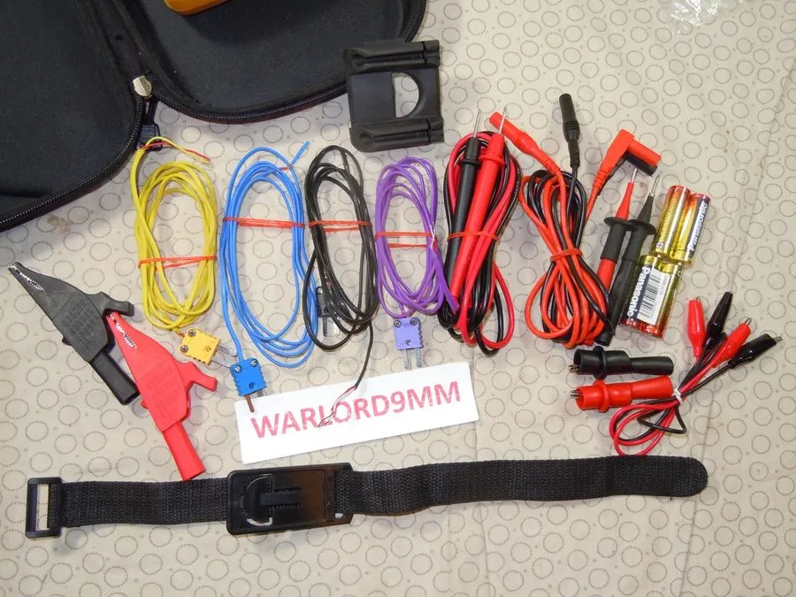 Калибратор FLUKE 725 MULTIFUNCTION PROCESS CALIBRATOR+ACCESSORIES + FREE CASE 02 — фото лота 1