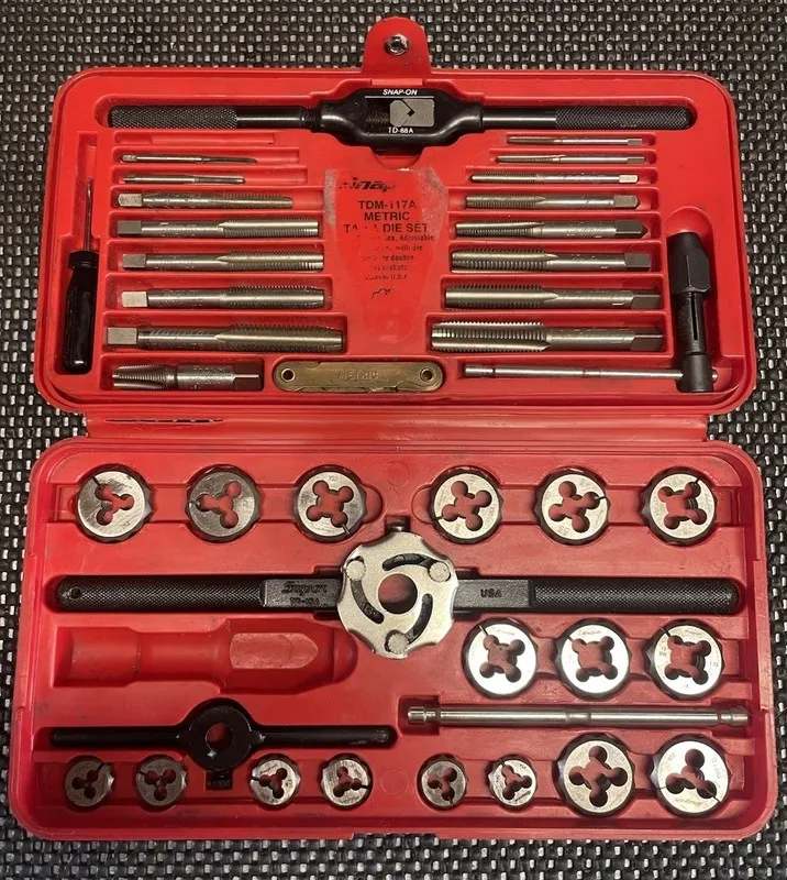 Режущий инструмент SNAP-ON METRIC TAP AND DIE SET #TDM117A (MISSING 1 TAP) — фото лота 2