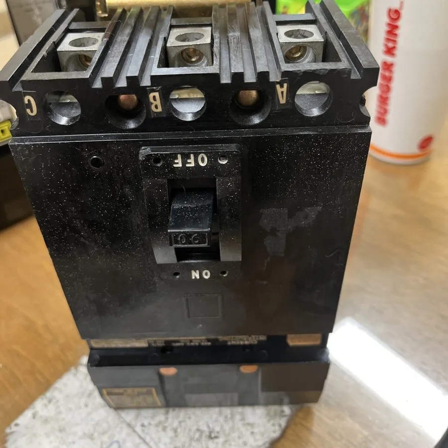 Автоматический выключатель Square D FA34090 I-Line Circuit Breaker 90A 480V 3P F