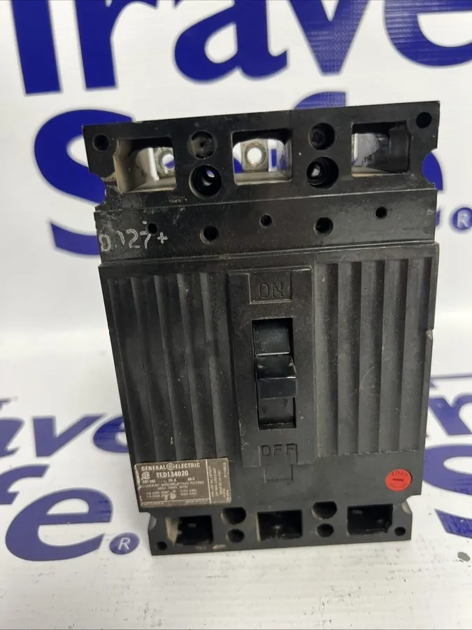 Автоматический выключатель GE TED134020 20-Amp 3-Pole Industrial Circuit Breaker