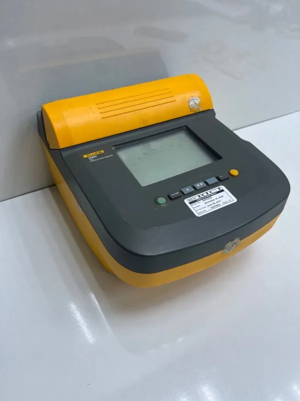 Тестер Fluke 1550C Megohmmeter/Insulation Resistance Tester, 5kV, 1 TΩ