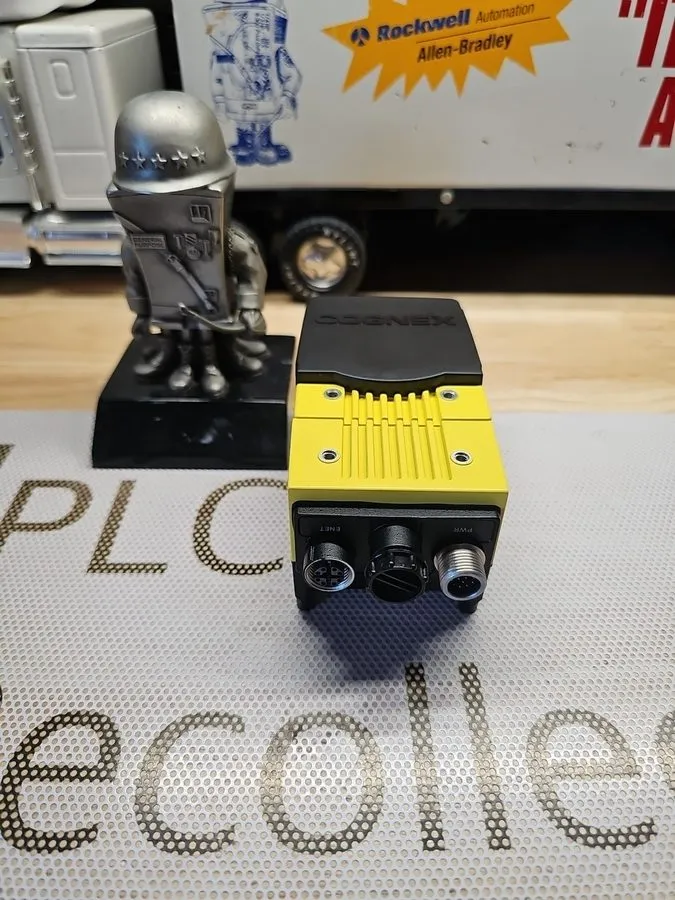 Камера машинного зрения Cognex ISD902M-61-3709 In-Sight ISD902 Vision Sensor Cam — фото лота 1