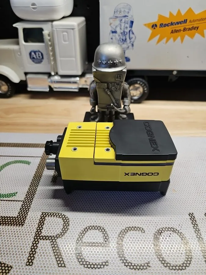 Камера машинного зрения Cognex ISD902M-61-3709 In-Sight ISD902 Vision Sensor Cam — фото лота 2