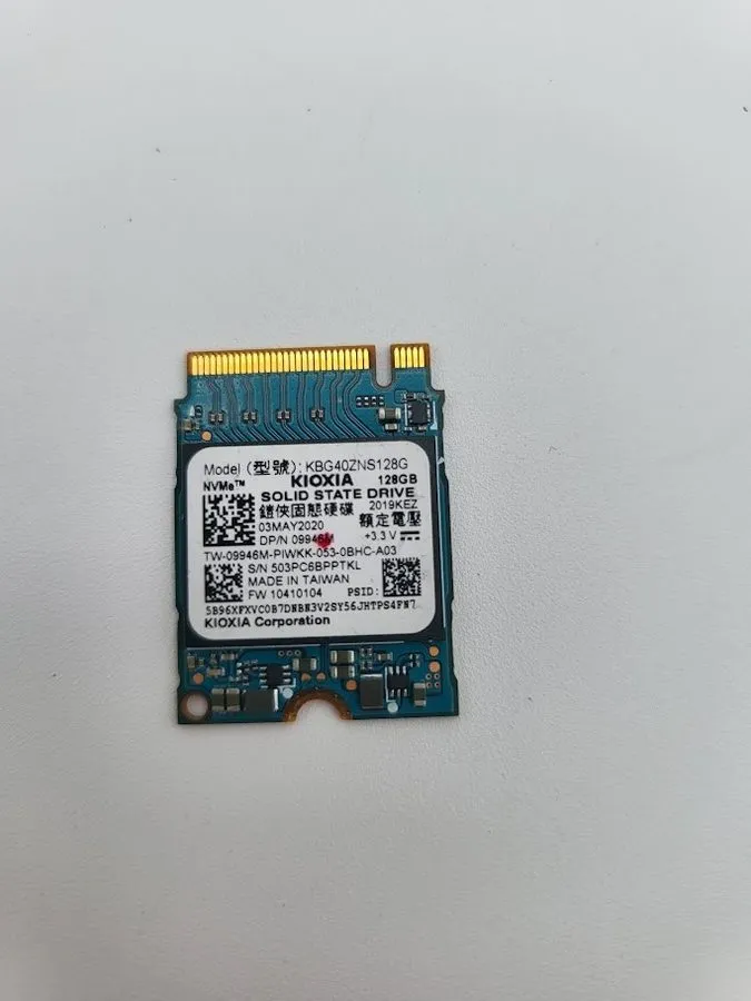 SSD-накопитель KIOXIA Toshiba BG4 128GB M.2 2230 PCIe Gen3 x4 NVMe SSD KBG40ZNS1