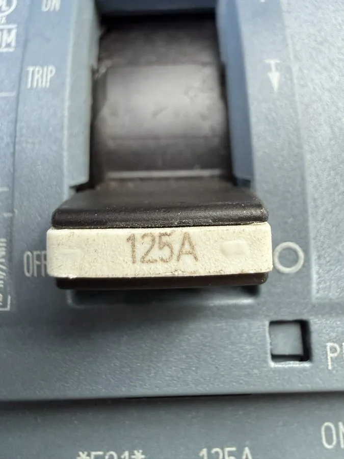 Автоматический выключатель SIEMENS 3VA4111-6ED34-0AA0 ,CIRCUIT BREAKER, 3P/110A 