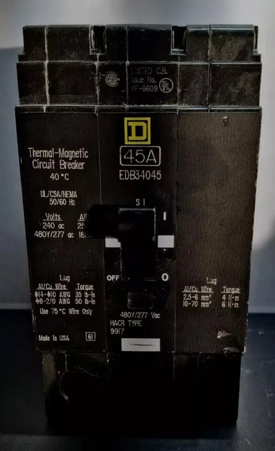 Автоматический выключатель SQUARE D EDB34045 EDB 3 POLE 45 AMP 480v CIRCUIT BREA — фото лота 1