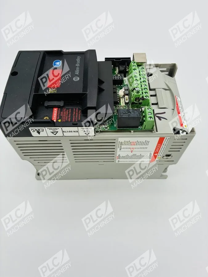 Частотный преобразователь Allen-Bradley AB 22D-D1P4N104 PowerFlex 40 0.4kW 0.5Hp — фото лота 1