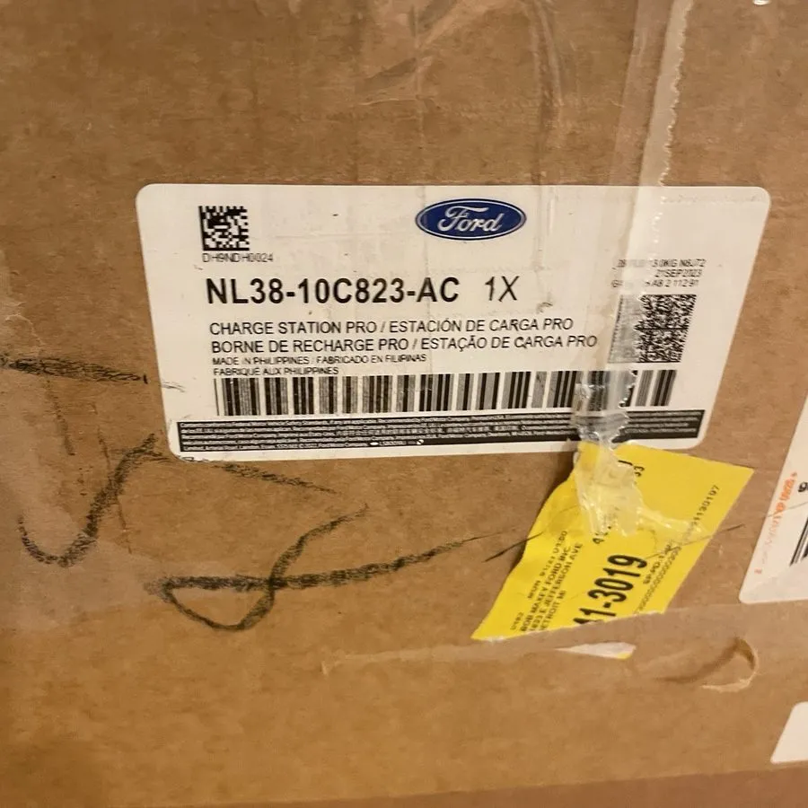 Аккумулятор FORD NL38-10C823-AC 1 X LIGHTING EV CHARGE STATION PRO 80A WALLBOX F