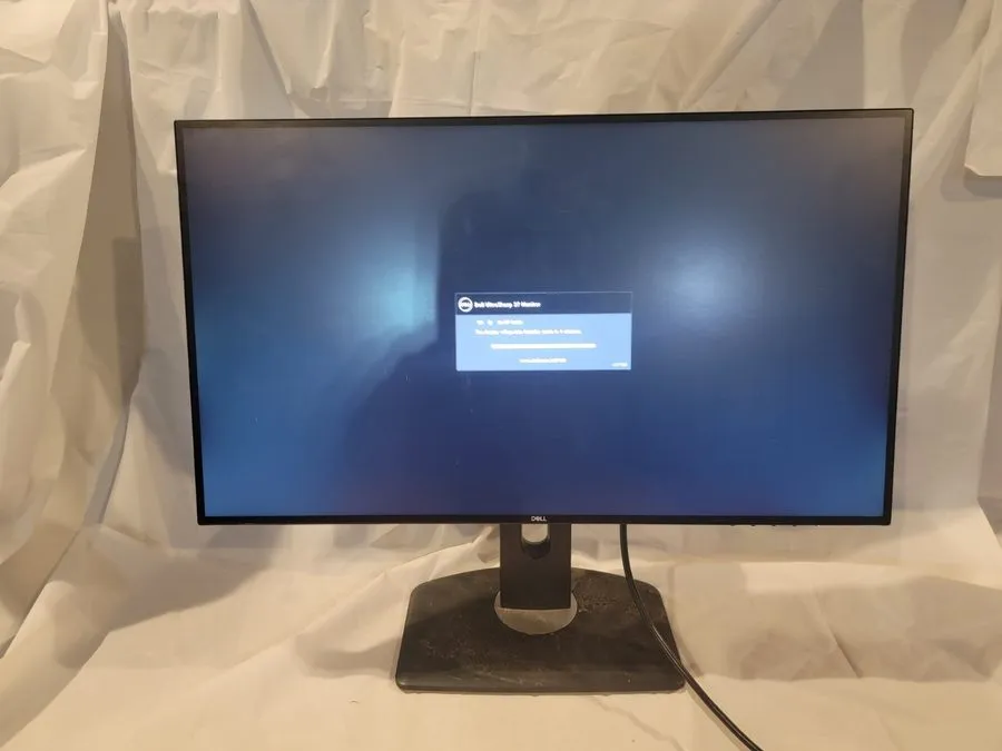 Монитор Dell UltraSharp U2719D 27" QHD LED LCD Monitor W/Stand/Cables AS-IS