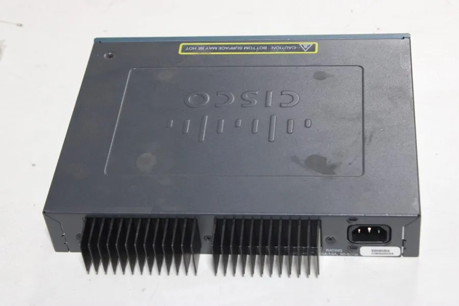 Коммутатор Cisco Catalyst 3560 Series PoE-8 WS-C3560-8PC-S V03