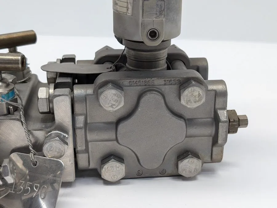 Датчик давления Honeywell ST3000 Smart Pressure Transmitter 11-42VDC 0-100 INH20