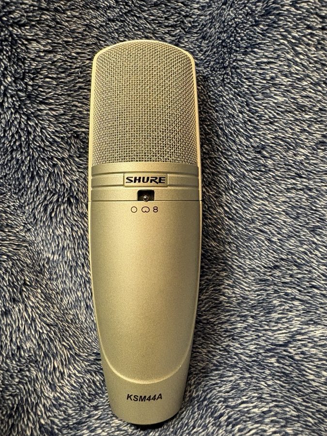 Микрофон Shure KSM44A Multi-Pattern Dual Diaphragm Microphone — фото лота 1