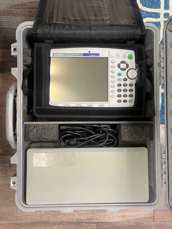 Анализатор спектра Anritsu MT8222A BTS Master Handheld Spectrum Analyzer, 7 GHz 
