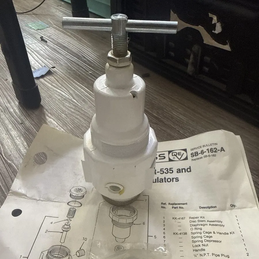 Трубопроводная арматура Vintage DeVilbiss HAR-555 Air Pressure Regulator 3/8" NP — фото лота 1