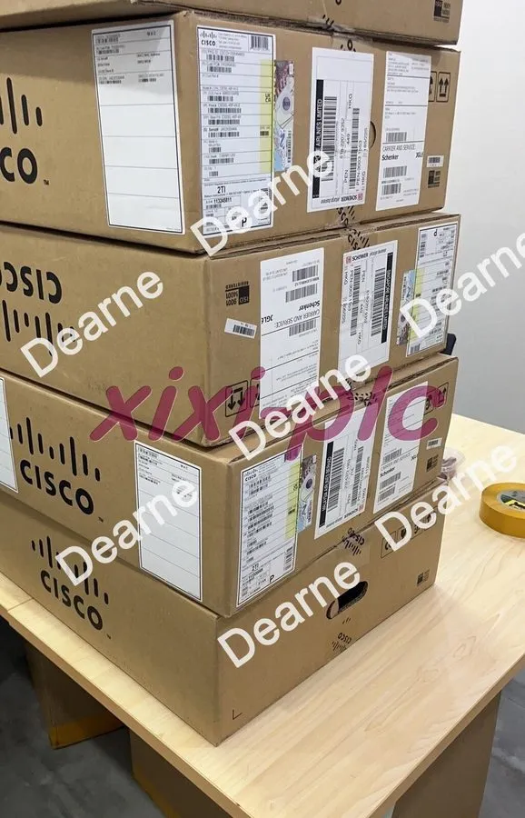 Маршрутизатор Cisco C8300-1N1S-6T C8300 Series Router