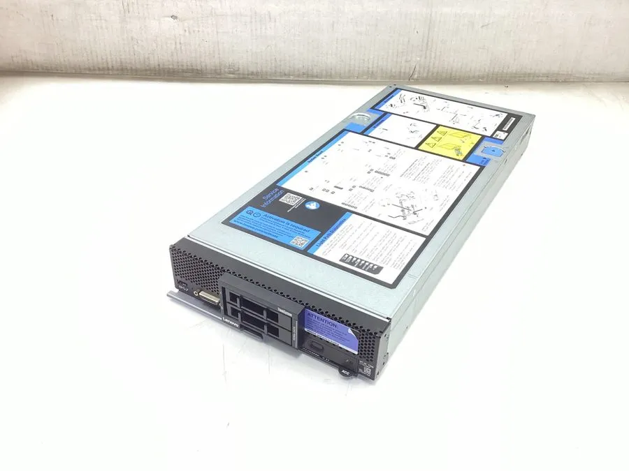 Сервер Lenovo ThinkSystem SN550 V2 Gold 5318Y 16GB RAM 2x 32GB SSD No OS 7Z69S0T — фото лота 1