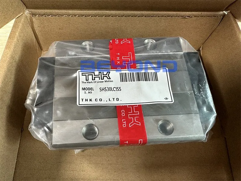 Линейная направляющая THK Linear Guide slider SHS30LC1SS