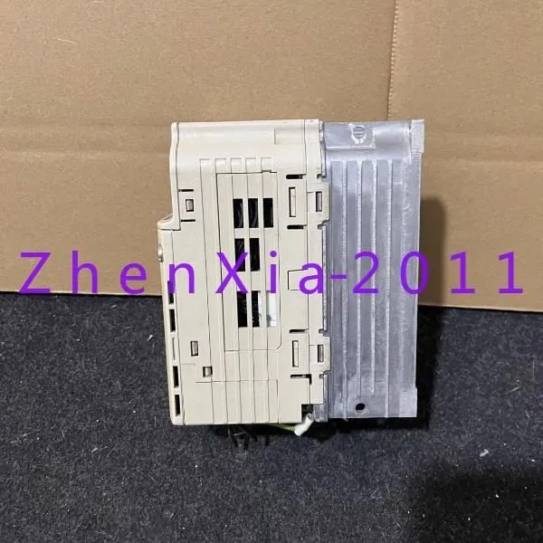 Частотный преобразователь Yaskawa J1000 series inverter CIMR-JB2A0004BBA 0.4/0.7
