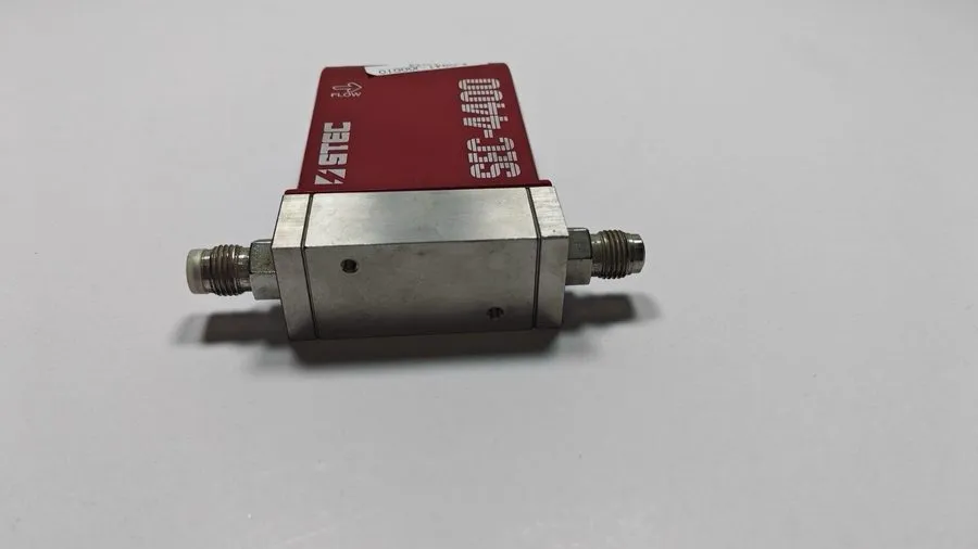 Контроллер STEC SEC-4400MC-204 MASS FLOW CONTROLLER — фото лота 1