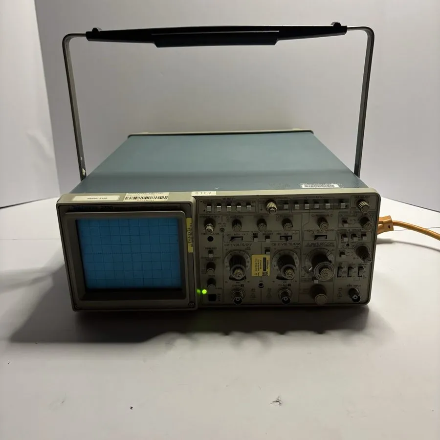 Осциллограф Tektronix 2230 100mhz Digital Storage Oscilloscope (YTH44)